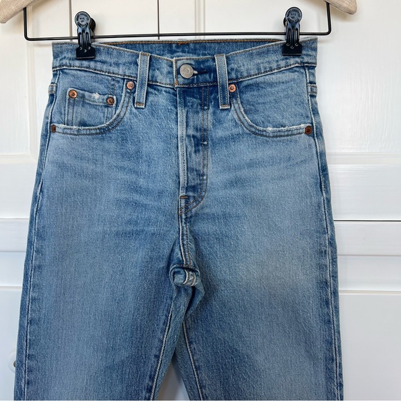 Levi’s 501 Skinny - Picture 2 of 9